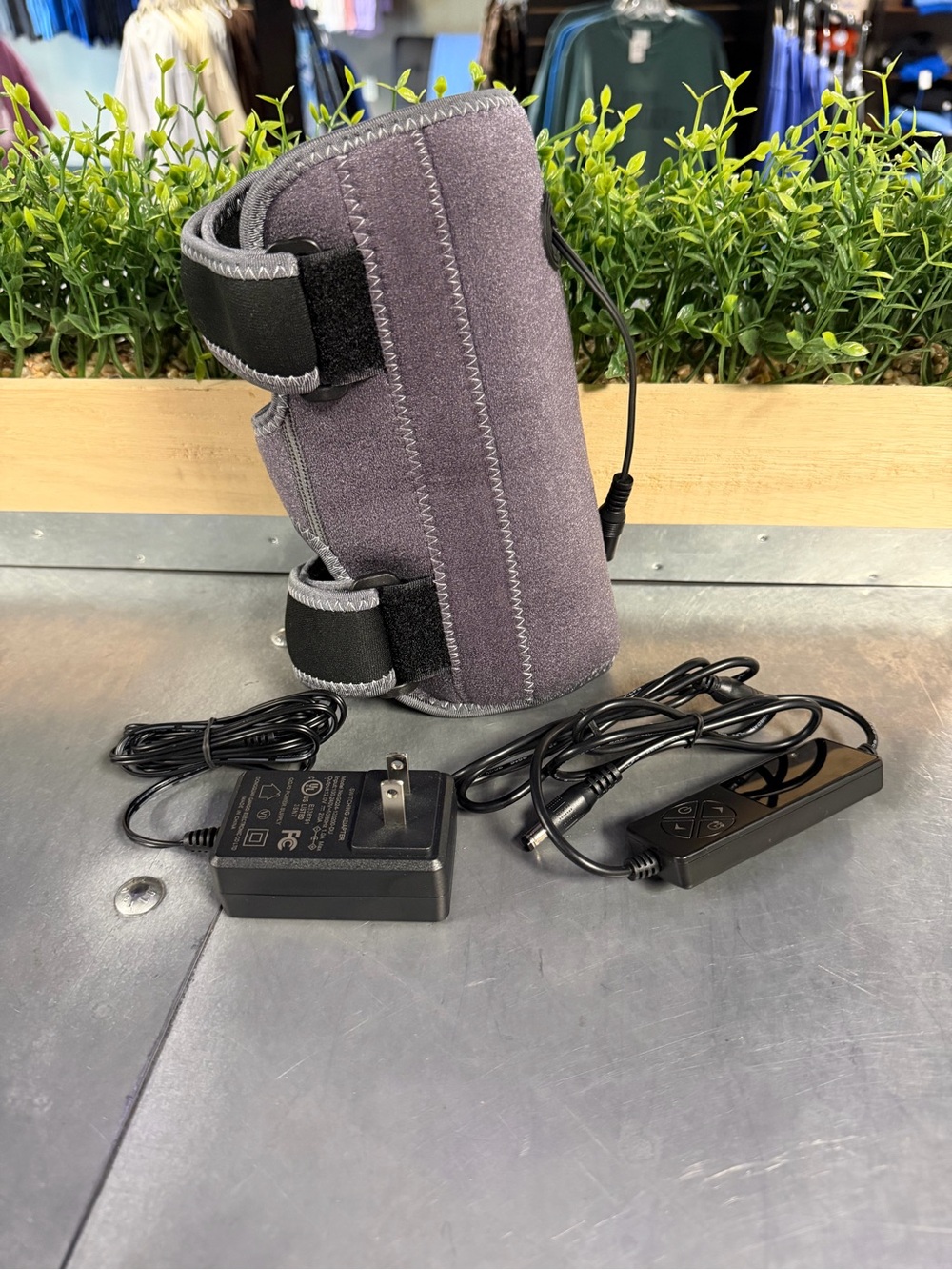 Elbow Heating Pad - Picture 2 of 11